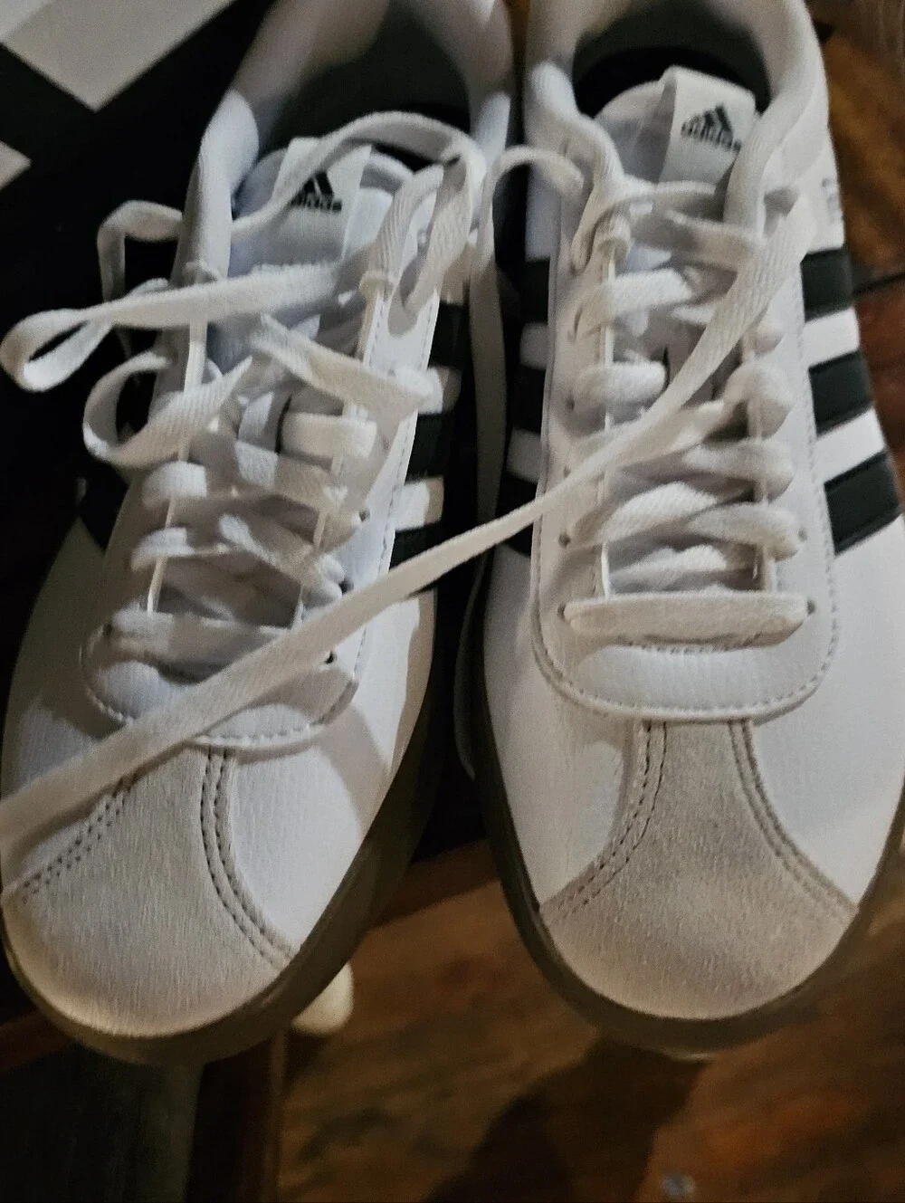 Adidas Womens Size 10 Leather White and Black Retro Low-Top Sneakers